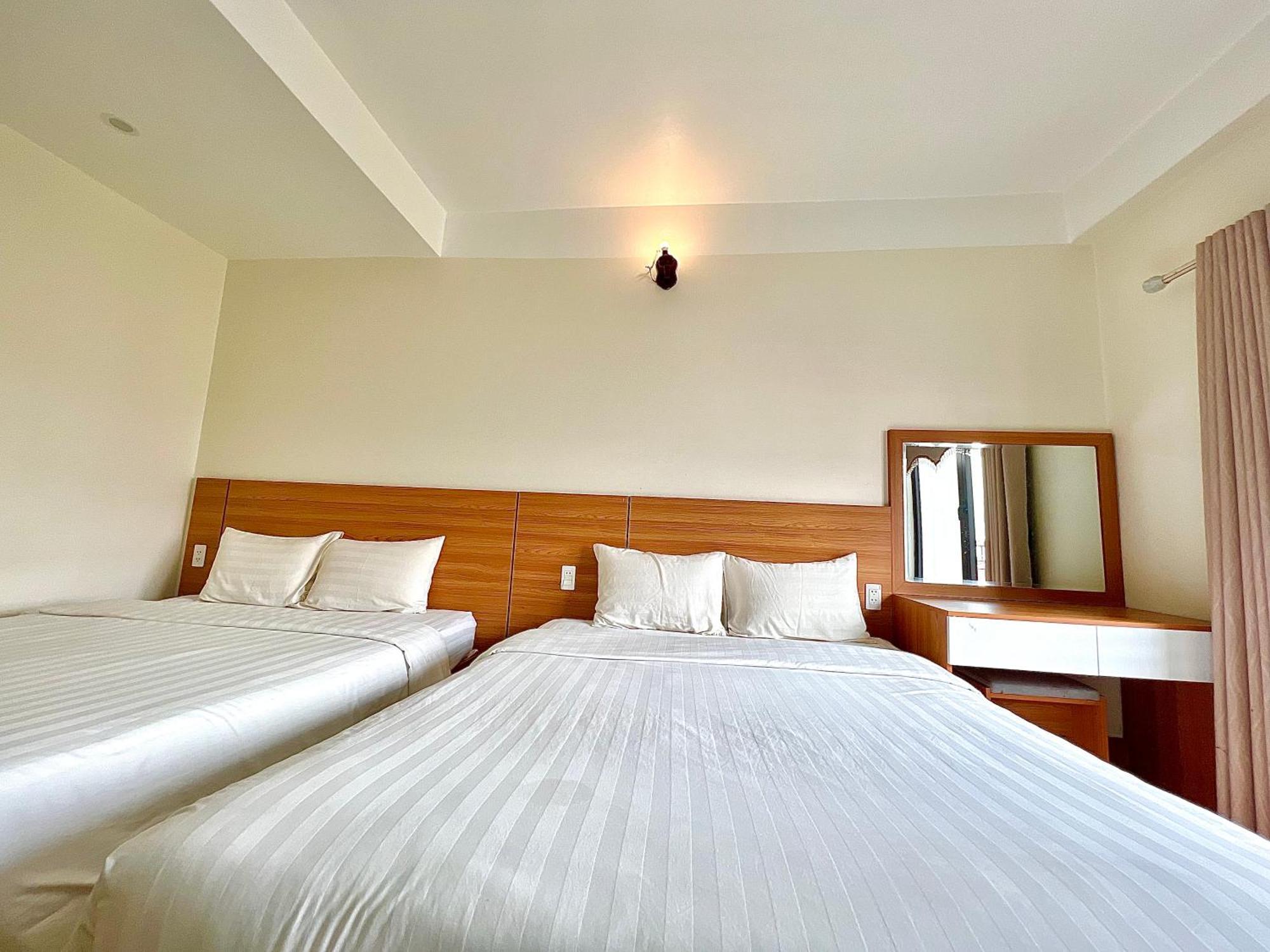 Dragon Airport Hotel Noi Bai Exterior photo