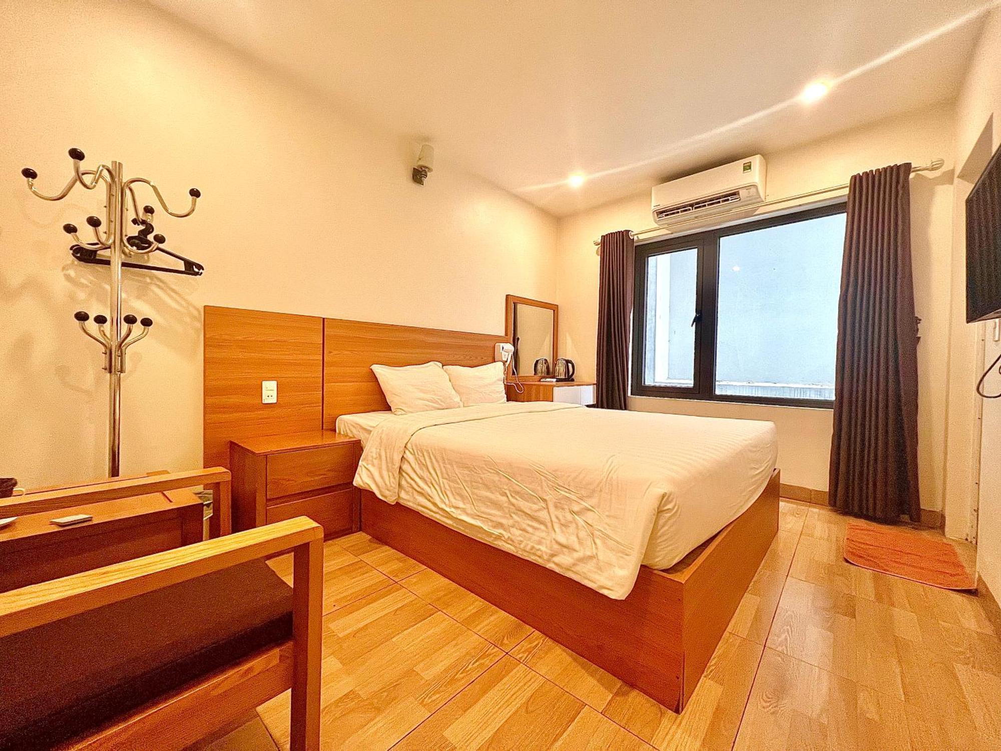 Dragon Airport Hotel Noi Bai Exterior photo