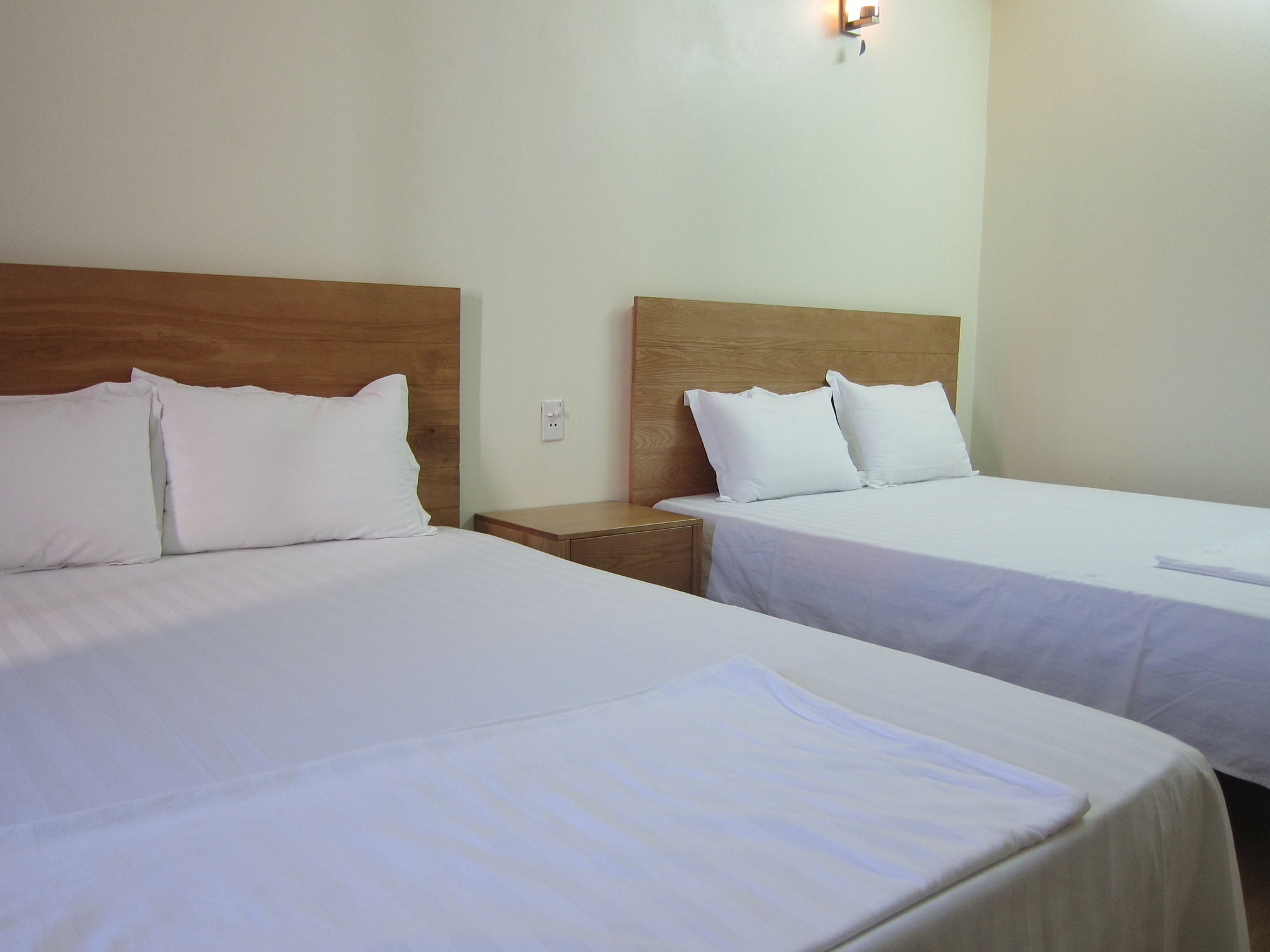 Dragon Airport Hotel Noi Bai Exterior photo